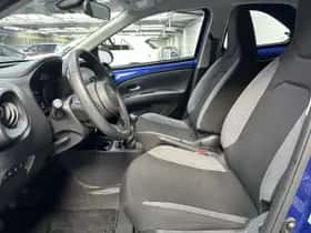 Toyota Aygo (2024) thumbnail 2