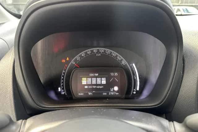 Toyota Aygo (2024) thumbnail 5