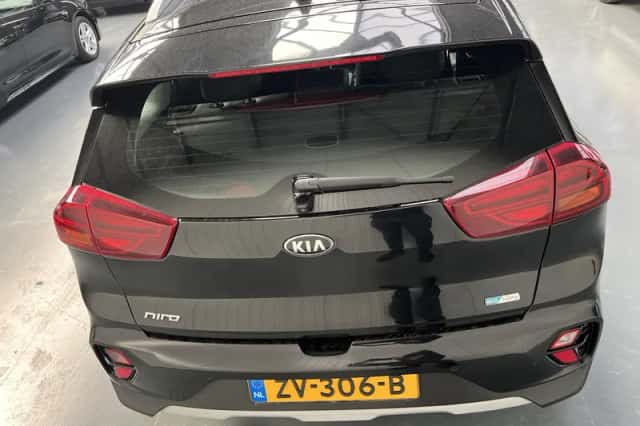 Kia Niro (2019) thumbnail 23