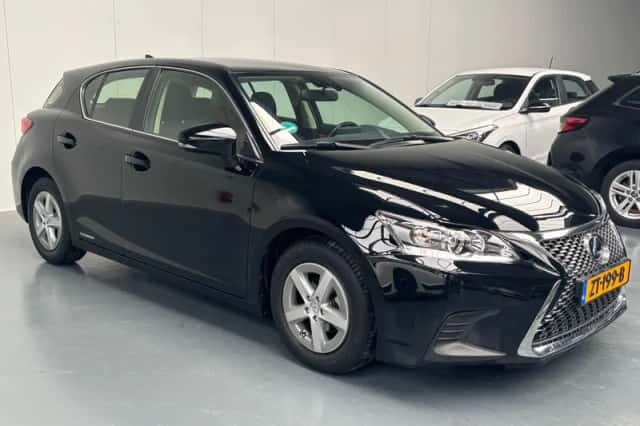Lexus CT (2019) thumbnail 15