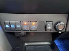 Toyota RAV4 (2018) thumbnail 14
