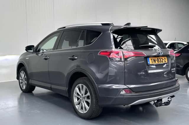 Toyota RAV4 (2018) thumbnail 22