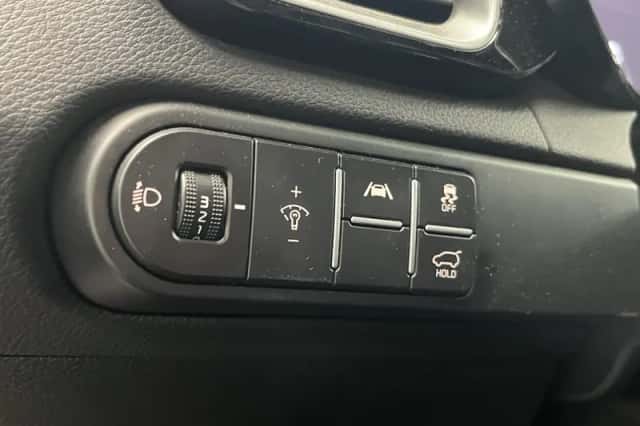 Kia Proceed (2024) thumbnail 12