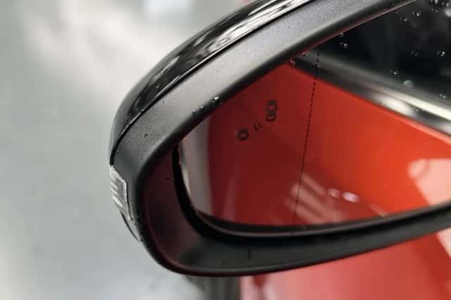 Kia Proceed (2024) thumbnail 3
