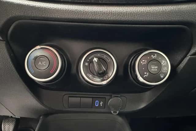 Toyota Aygo (2024) thumbnail 12