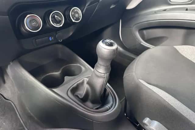 Toyota Aygo (2024) thumbnail 13