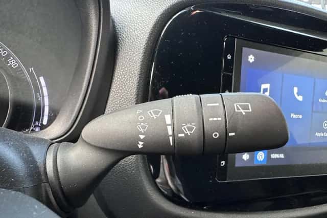 Toyota Aygo (2024) thumbnail 8