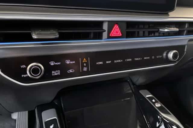 Kia Sorento (2025) thumbnail 13