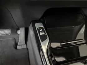 Kia Sorento (2025) thumbnail 18