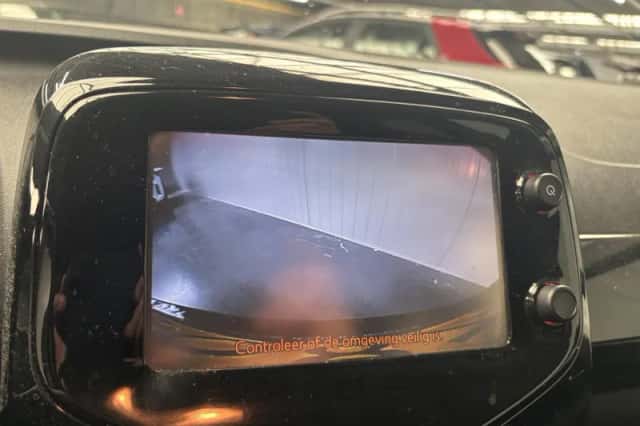 Toyota Aygo (2017) thumbnail 15
