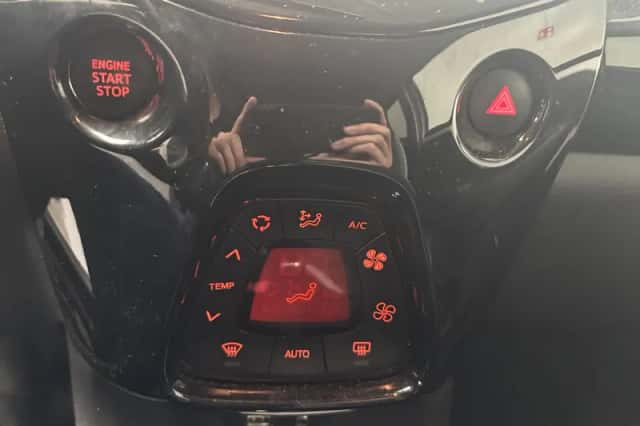 Toyota Aygo (2017) thumbnail 16