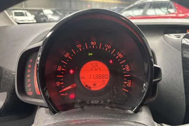 Toyota Aygo (2017) thumbnail 6