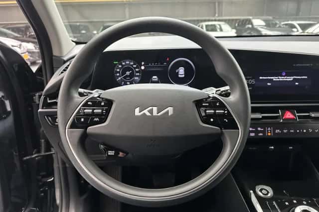Kia Niro EV (2024) thumbnail 11