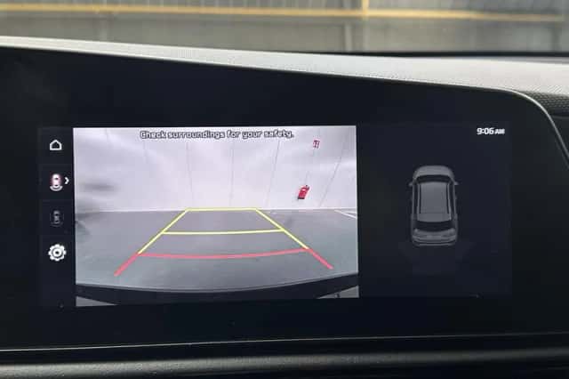 Kia Niro EV (2024) thumbnail 15