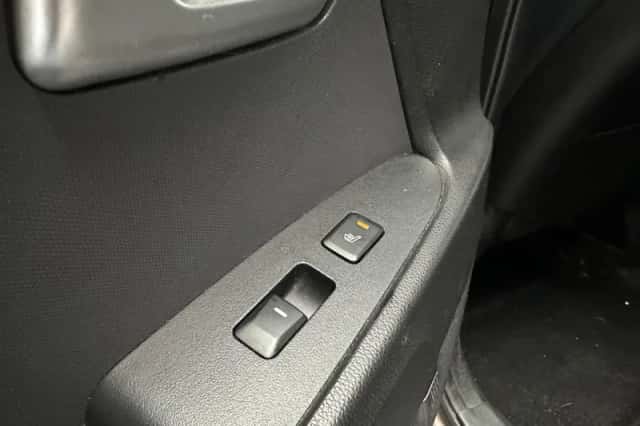 Kia Sportage (2013) thumbnail 18