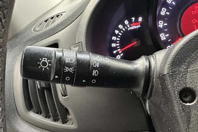 Kia Sportage (2013) thumbnail 8