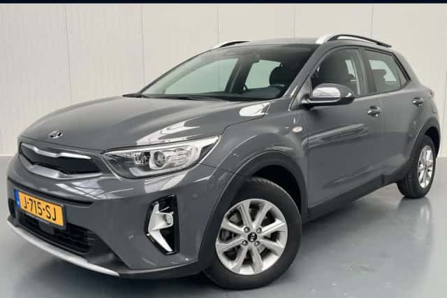 Kia Stonic (2020) thumbnail 1