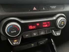 Kia Stonic (2020) thumbnail 11