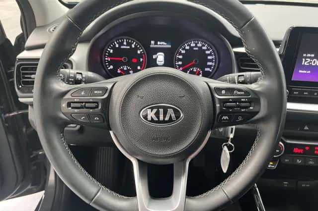 Kia Stonic (2020) thumbnail 5