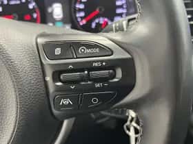 Kia Stonic (2020) thumbnail 7