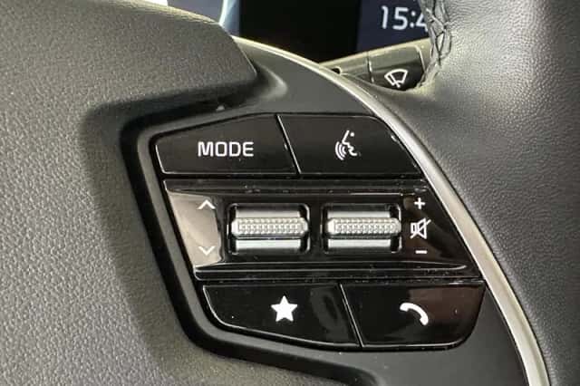 Kia EV6 (2024) thumbnail 13