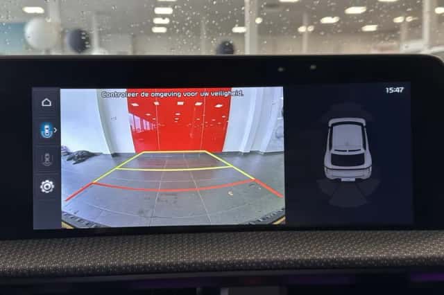 Kia EV6 (2024) thumbnail 17