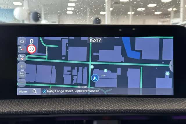 Kia EV6 (2024) thumbnail 18