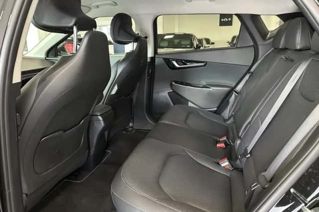 Kia EV6 (2024) thumbnail 23