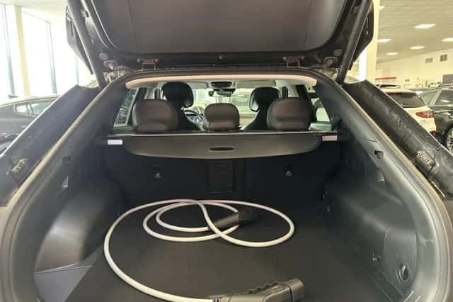 Kia EV6 (2024) thumbnail 25
