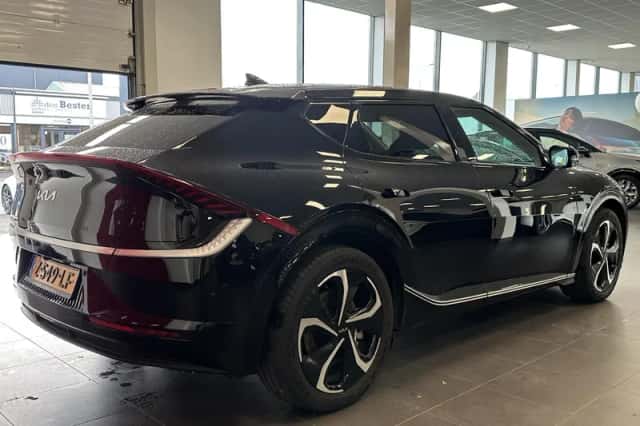 Kia EV6 (2024) thumbnail 32