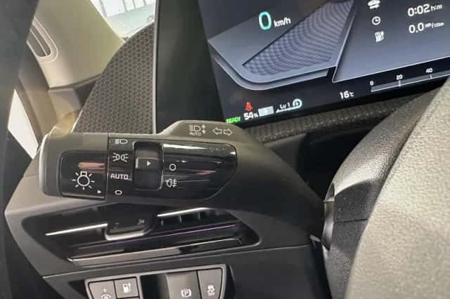 Kia EV6 (2024) thumbnail 8