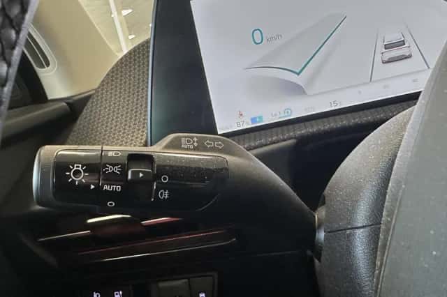 Kia EV6 (2024) thumbnail 15