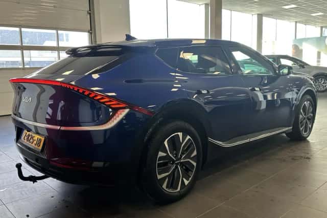 Kia EV6 (2024) thumbnail 33