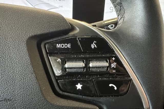 Kia EV6 (2024) thumbnail 9