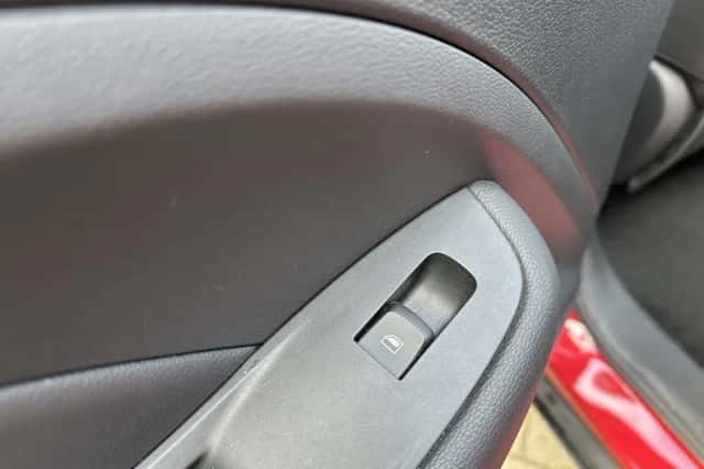 MG ZS-EV (2020) thumbnail 20