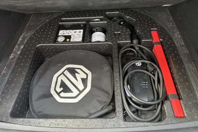 MG ZS-EV (2020) thumbnail 23