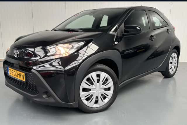 Toyota Aygo (2024) thumbnail 1