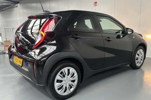 Toyota Aygo (2024) thumbnail 23