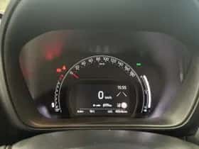 Toyota Aygo (2024) thumbnail 5