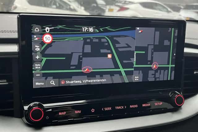 Kia Ceed Sportswagon (2024) thumbnail 11