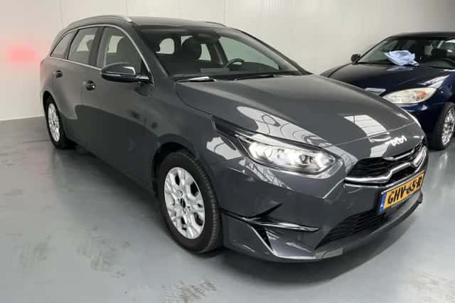 Kia Ceed Sportswagon (2024) thumbnail 23