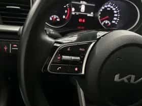 Kia Ceed Sportswagon (2024) thumbnail 4