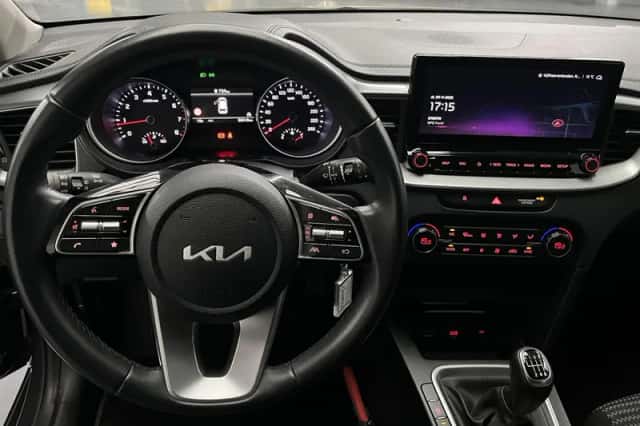 Kia Ceed Sportswagon (2024) thumbnail 6
