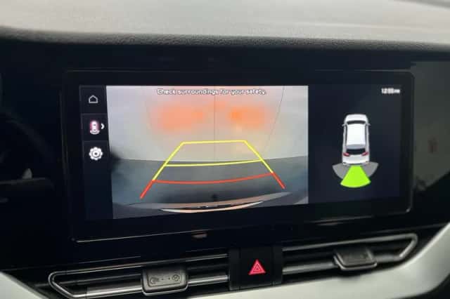 Kia Niro (2021) thumbnail 12