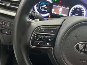 Kia Niro (2021) thumbnail 6