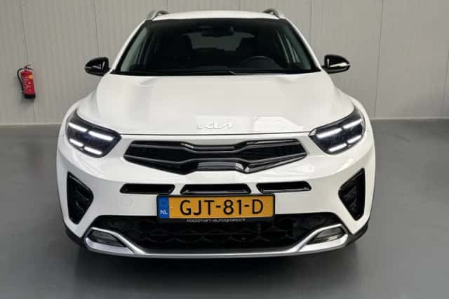 Kia Stonic (2024) thumbnail 23