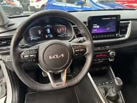 Kia Stonic (2024) thumbnail 4