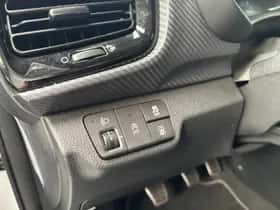 Kia Stonic (2024) thumbnail 5
