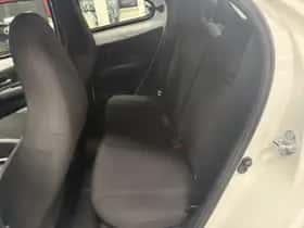 Toyota Aygo (2025) thumbnail 8