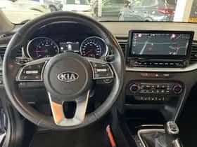 Kia XCeed (2020) thumbnail 4